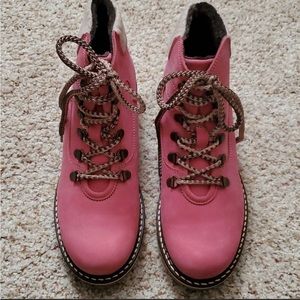 Bos and Co Suede/Leather boots. 38